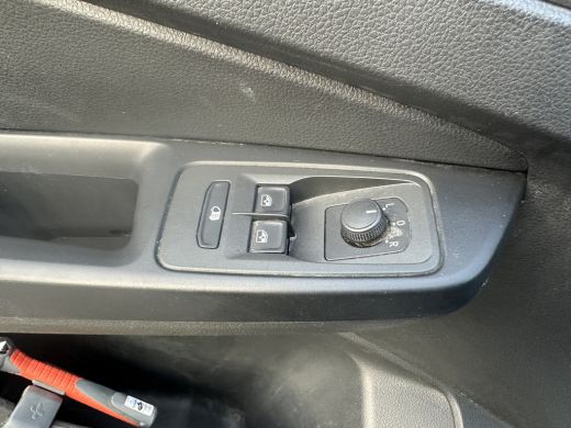 Volkswagen Caddy 2.0 TDI EURO6 Comfort CarPlay/cruise control/navi by app ActivLease financial lease