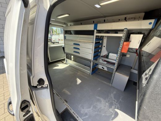 Volkswagen Caddy 2.0 TDI L2H1 BMT EURO6 4Motion Maxi Cruise Control/trekhaak/navigatie systeem ActivLease financial lease