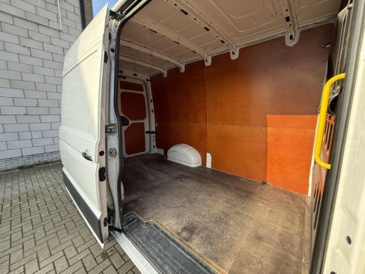 Volkswagen Crafter 30 2.0 177PK TDI Automaat L3H3 Highline EURO6 Achteruitrijcamera/trekhaak/cruise control ActivLease financial lease