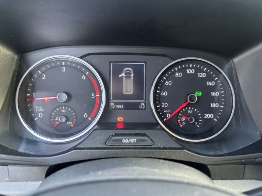 Volkswagen Crafter 30 2.0 TDI 140PK Automaat Euro6 L3H2 Carplay/cruise control/achteruitrijcamera ActivLease financial lease