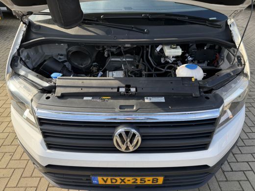 Volkswagen Crafter 35 2.0 TDI 140PK automaat L3H3 EURO6 Achteruitrijcamera/trekhaak/cruise control ActivLease financial lease