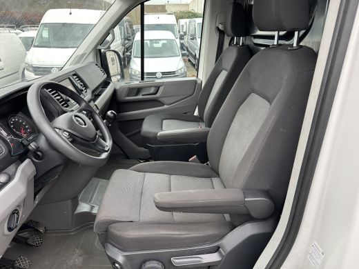 Volkswagen Crafter 35 2.0 TDI 177PK EURO 6 L3H3 Cruise control/apple CarPlay/achteruitrijcamera ActivLease financial lease