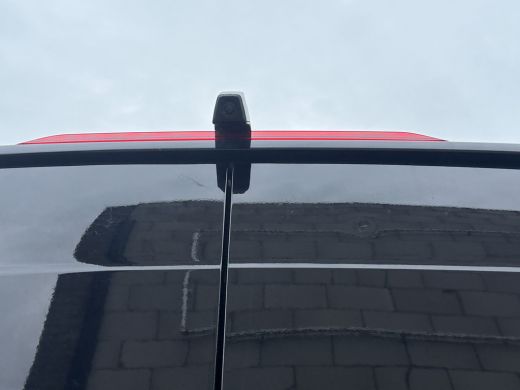 Volkswagen Crafter 35 2.0 TDI 177PK EURO6 L3H3 Nieuwe distributie riem/nieuwe APK/Achteruitrijcamera/trekhaak/app co... ActivLease financial lease