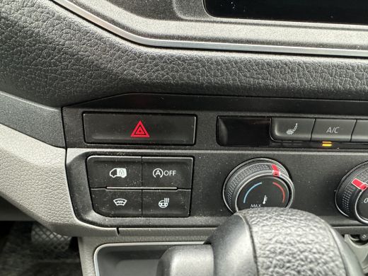 Volkswagen Crafter 35 2.0 TDI 177PK EURO6 L3H3 Nieuwe distributie riem/nieuwe APK/Achteruitrijcamera/trekhaak/app co... ActivLease financial lease