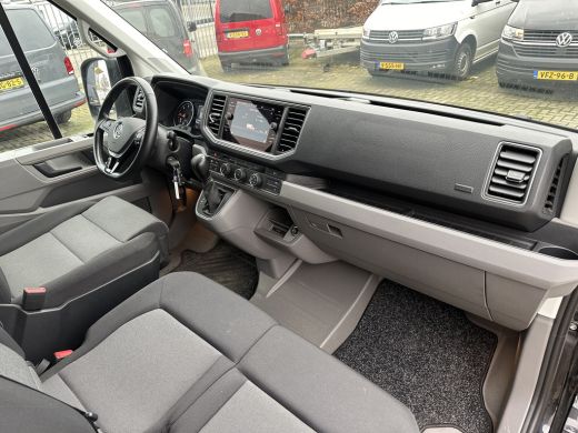 Volkswagen Crafter 35 2.0 TDI 177PK EURO6 L3H3 Nieuwe distributie riem/nieuwe APK/Achteruitrijcamera/trekhaak/app co... ActivLease financial lease