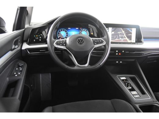 Volkswagen Golf 1.0 eTSI Life *1ste Eigenaar*Navigatie*Ambiente* ActivLease financial lease