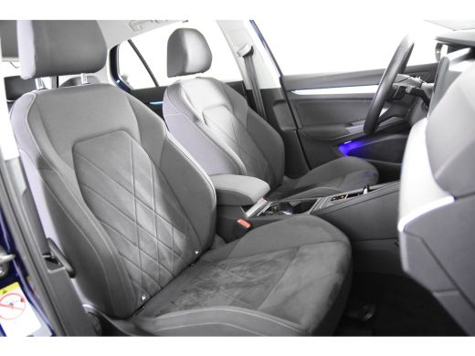 Volkswagen Golf 1.0 eTSI Life *1ste Eigenaar*Navigatie*Ambiente* ActivLease financial lease