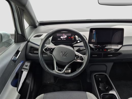 Volkswagen ID.3 First Plus 58 kWh Matrix LED | Stuur + Stoelverwarming | Keyless | Adaptive CC | Full map navigat... ActivLease financial lease