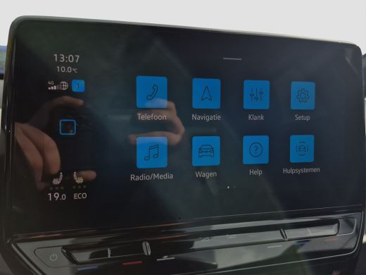 Volkswagen ID.3 First Plus 58 kWh Matrix LED | Stuur + Stoelverwarming | Keyless | Adaptive CC | Full map navigat... ActivLease financial lease
