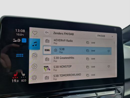 Volkswagen ID.3 First Plus 58 kWh Matrix LED | Stuur + Stoelverwarming | Keyless | Adaptive CC | Full map navigat... ActivLease financial lease