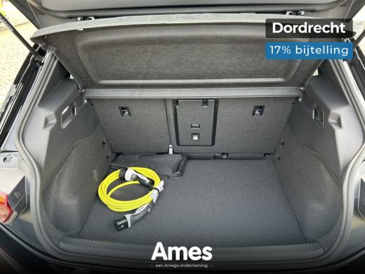 Volkswagen ID.3 Pro Limited Edition 59 kWh / 204 pk | Uit voorraad leverbaar! | Achteruitrijcamera | Voorstoelen ... ActivLease financial lease