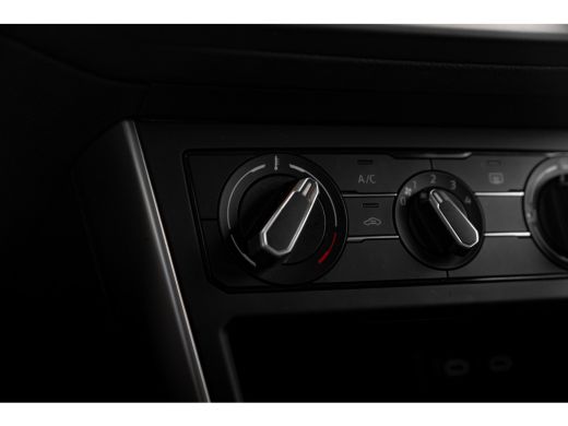 Volkswagen Polo 1.0 TSI Life | Achterlichten LED | Adaptive cruisecontrol (Adaptive Cruise Control) | Airconditio... ActivLease financial lease