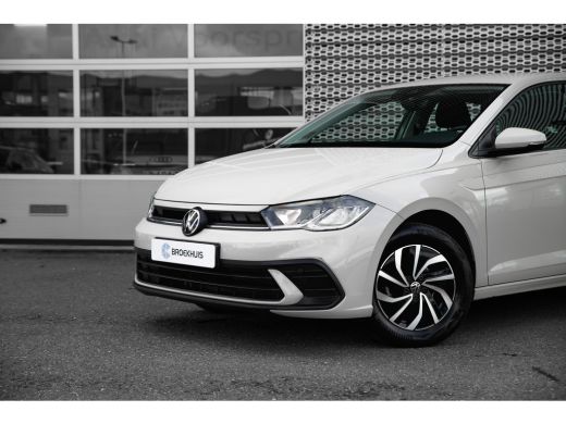 Volkswagen Polo 1.0 TSI Life | Achterlichten LED | Adaptive cruisecontrol (Adaptive Cruise Control) | Airconditio... ActivLease financial lease