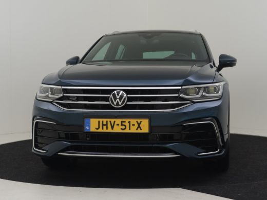 Volkswagen Tiguan 1.4 TSI eHybrid R-Line Business+ l Lederen stoelen incl Memory l Panoramadak l Side Assist l Matr... ActivLease financial lease