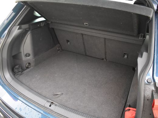 Volkswagen Tiguan 1.4 TSI eHybrid R-Line Business+ l Lederen stoelen incl Memory l Panoramadak l Side Assist l Matr... ActivLease financial lease