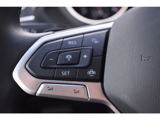 Volkswagen Tiguan 1.5 TSI 150PK DSG-7 Elegance | TREKHAAK | APP. CONNECT | STOELVERWARMING | CAMERA. ACHTER | LED ActivLease financial lease