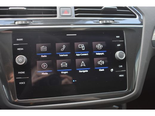 Volkswagen Tiguan 1.5 TSI 150PK DSG-7 Elegance | TREKHAAK | APP. CONNECT | STOELVERWARMING | CAMERA. ACHTER | LED ActivLease financial lease