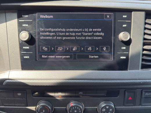 Volkswagen Transporter 2.0 TDI 110PK EURO6 L2H1 28 Cruise control/trekhaak/navi ActivLease financial lease