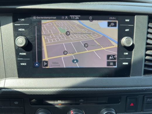 Volkswagen Transporter 2.0 TDI 110PK EURO6 L2H1 28 Cruise control/trekhaak/navi ActivLease financial lease