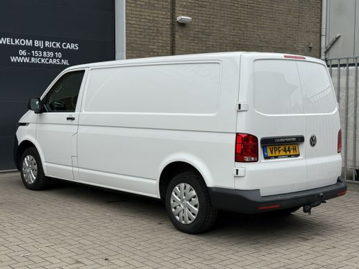 Volkswagen Transporter 2.0 TDI 110PK EURO6 L2H1 28 Cruise control/trekhaak/navi ActivLease financial lease