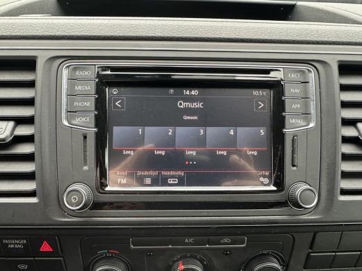 Volkswagen Transporter 2.0 TDI 150PK EURO6 L2H1 DC Automaat/dubbele cabine/navigatie ActivLease financial lease