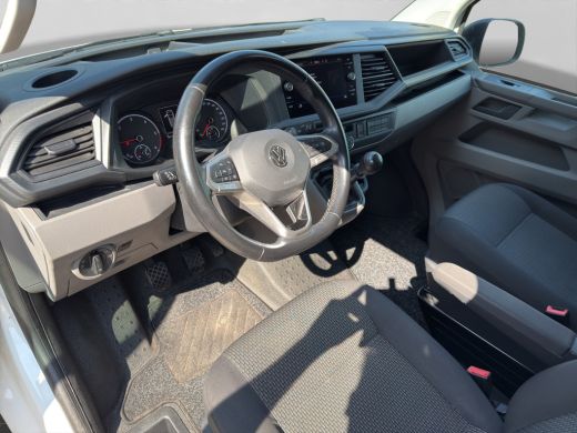 Volkswagen Transporter 2.0 TDI 150PK EURO6L2H1 32 Cruise control/navigatie systeem/trekhaak ActivLease financial lease