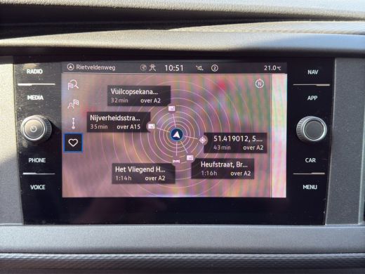 Volkswagen Transporter 2.0 TDI 150PK EURO6L2H1 32 Cruise control/navigatie systeem/trekhaak ActivLease financial lease