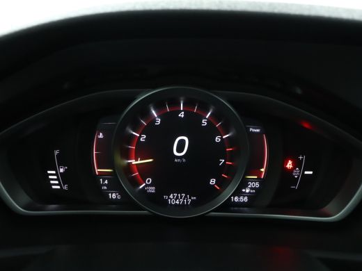 Volvo  V40 2.0 T2 R-Design | Panorama dag | Camera | PDC | Elektrisch verstelbare stoel | Navi ActivLease financial lease