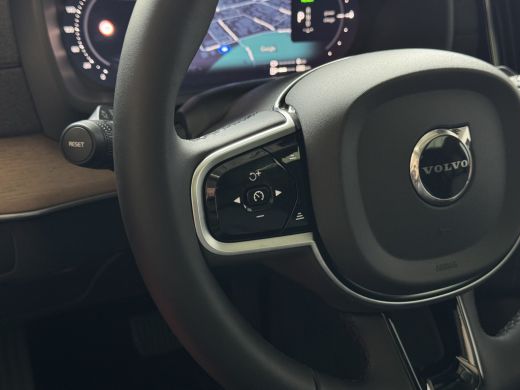 Volvo  XC90 2.0 T8 456 PK PHEV AWD 7P PLUS BRIGHT SCHUIFDAK 21''LMV STOEL/STUUR.VERW Plug-in hybrid 7PERS phev ActivLease financial lease