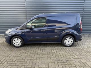 Ford Transit Connect 1.5 EcoBlue Automaat Hondenauto 2x Bench/hondenrek Ford Transit Connect 1.5 EcoBlue Automaat Hondenauto 2x Bench/hondenrek