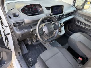 Peugeot Partner 1.2 PureTech 111PK Benzine Premium EMISSIE VRIJE ZONE/ Navigatiesysteem/cruise control/CarPlay