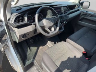 Volkswagen Transporter 2.0 TDI 110PK EURO6 L2H1 28 Cruise control/trekhaak/navi