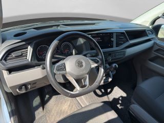 Volkswagen Transporter 2.0 TDI 150PK EURO6L2H1 32 Cruise control/navigatie systeem/trekhaak Volkswagen Transporter 2.0 TDI 150PK EURO6L2H1 32 Cruise control/navigatie systeem/trekhaak