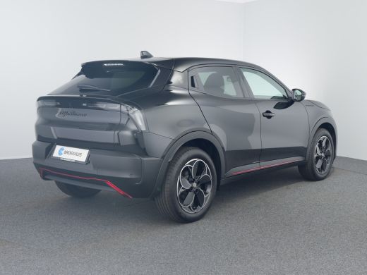 Alfa Romeo Junior Elettrica Speciale Automaat ActivLease financial lease