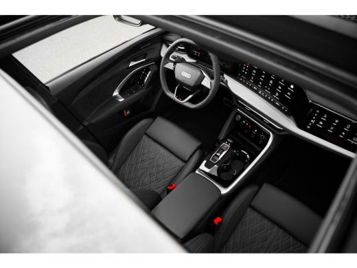 Audi Q5 Sportback 2.0 TFSI e-hybrid quattro S edition Competition | 21" | Panoramadak | S-Sportstoelen | ... ActivLease financial lease