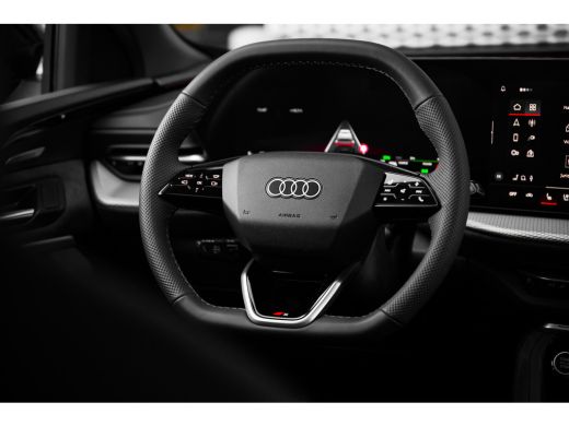 Audi Q5 Sportback 2.0 TFSI e-hybrid quattro S edition Competition | 21" | Panoramadak | S-Sportstoelen | ... ActivLease financial lease