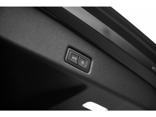 Audi Q5 Sportback 2.0 TFSI e-hybrid quattro S edition Competition | 21" | Panoramadak | S-Sportstoelen | ... ActivLease financial lease