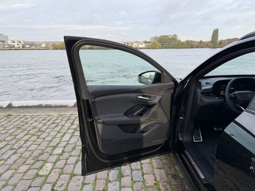 Audi Q6 e-tron S edition 83 kWh ActivLease financial lease