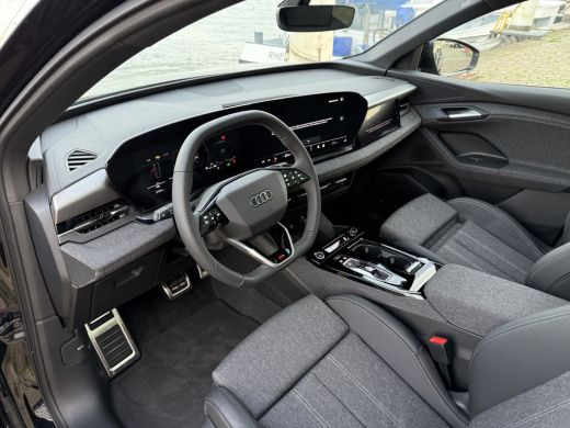 Audi Q6 e-tron S edition 83 kWh ActivLease financial lease