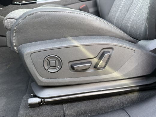 Audi Q6 e-tron S edition 83 kWh ActivLease financial lease