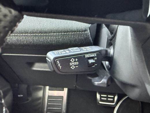 Audi Q6 e-tron S edition 83 kWh ActivLease financial lease