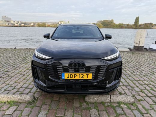 Audi Q6 e-tron S edition 83 kWh ActivLease financial lease