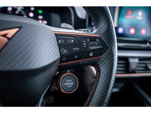 CUPRA Leon Sportstourer 1.4 e-Hybrid VZ Performance 245PK | Lichtmetalen velgen 19" | Trekhaak | ActivLease financial lease