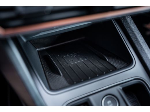 CUPRA Leon Sportstourer 1.4 e-Hybrid VZ Performance 245PK | Lichtmetalen velgen 19" | Trekhaak | ActivLease financial lease