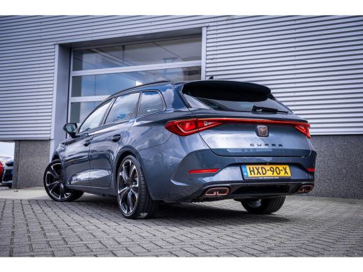 CUPRA Leon Sportstourer 1.4 e-Hybrid VZ Performance 245PK | Lichtmetalen velgen 19" | Trekhaak | ActivLease financial lease