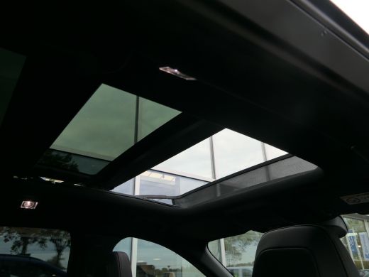 Ford Kuga 2.5 PHEV ST-Line X | Panoramadak | Matrix LED | Winterpack | Adaptive Cruise | BLIS ActivLease financial lease