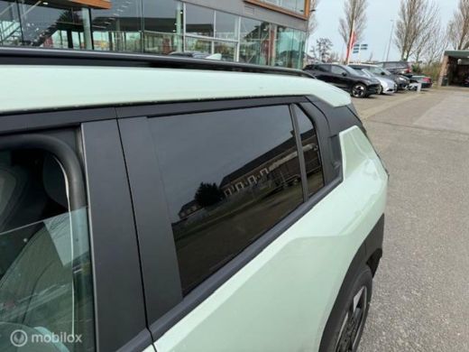 Kia EV3 Plus Nieuwprijs € 39.950,- nu € 3.000,- Demo korting ,€30.500 ex btw , Volledig electrisch rijden... ActivLease financial lease