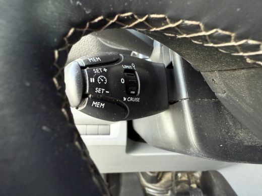 Opel Vivaro 2.0 CDTI 177PK EURO 6 L3H1 Automaat/stoelverwarming/automatische airco ActivLease financial lease