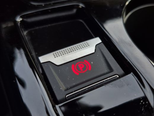 Peugeot 2008 1.2 Hybrid 145 Allure Adaptive CC | 360* camera | LED | Full map navigatie | ActivLease financial lease