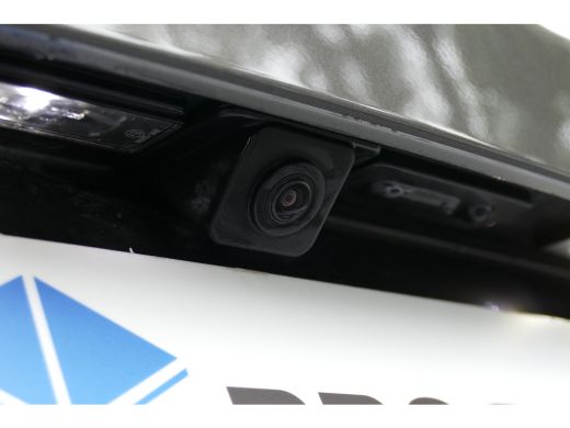 Peugeot 3008 1.2 PURETECH 130PK GT BLACK PACK AUTOMAAT / NAVI / CLIMA / PDC / 19"LMV / CAMERA / BLACK PACK / K... ActivLease financial lease